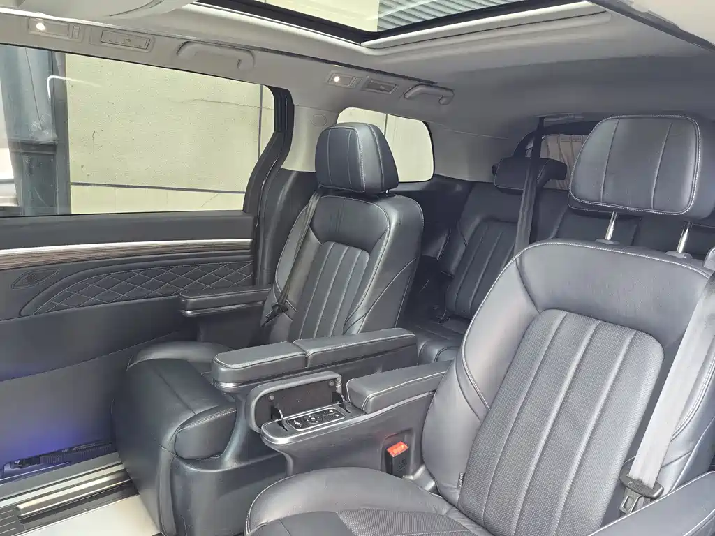 GAC Motor Trumpchi M8 2019 — фото 6