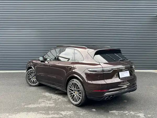 Porsche Cayenne 2023