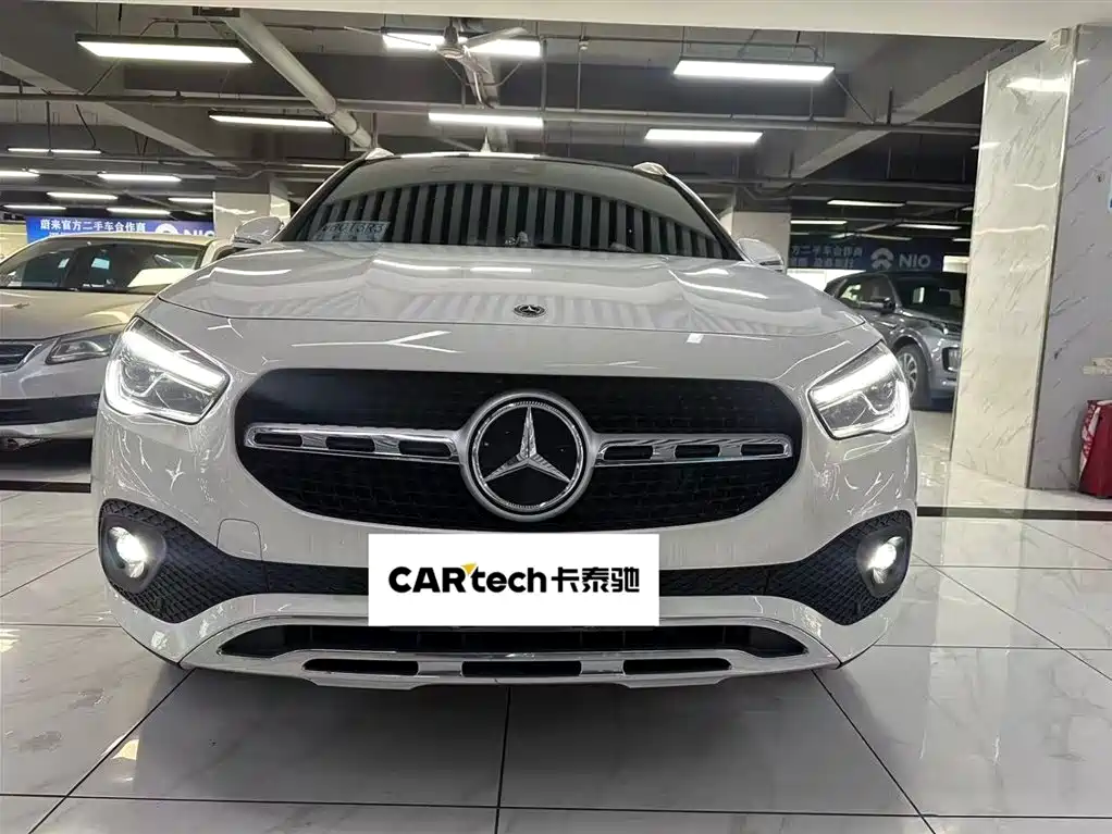 Mercedes-Benz GLA 2023