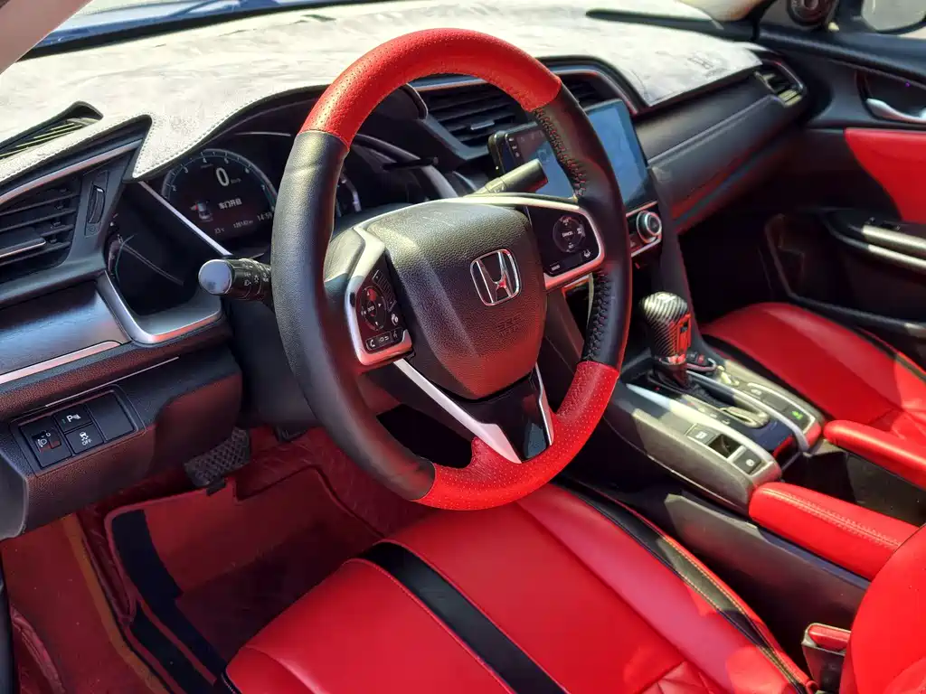 Honda Civic 2016 — фото 12