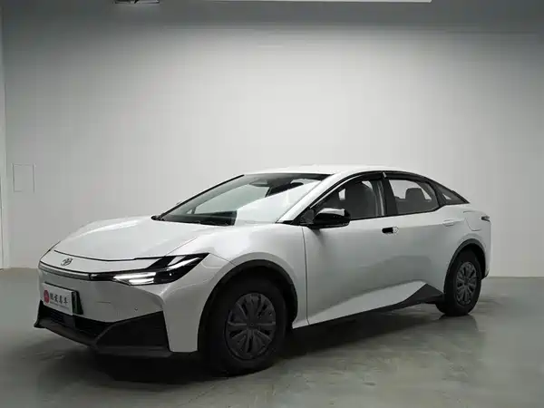 Toyota bZ3 2024