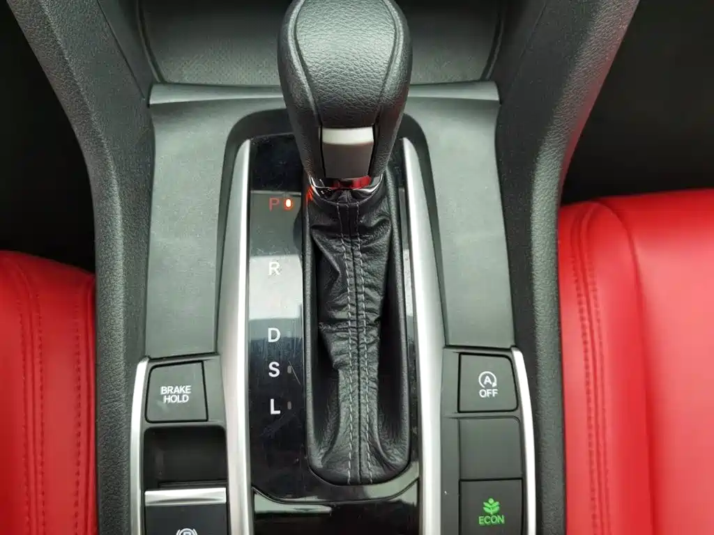 Honda Civic 2020 — фото 13