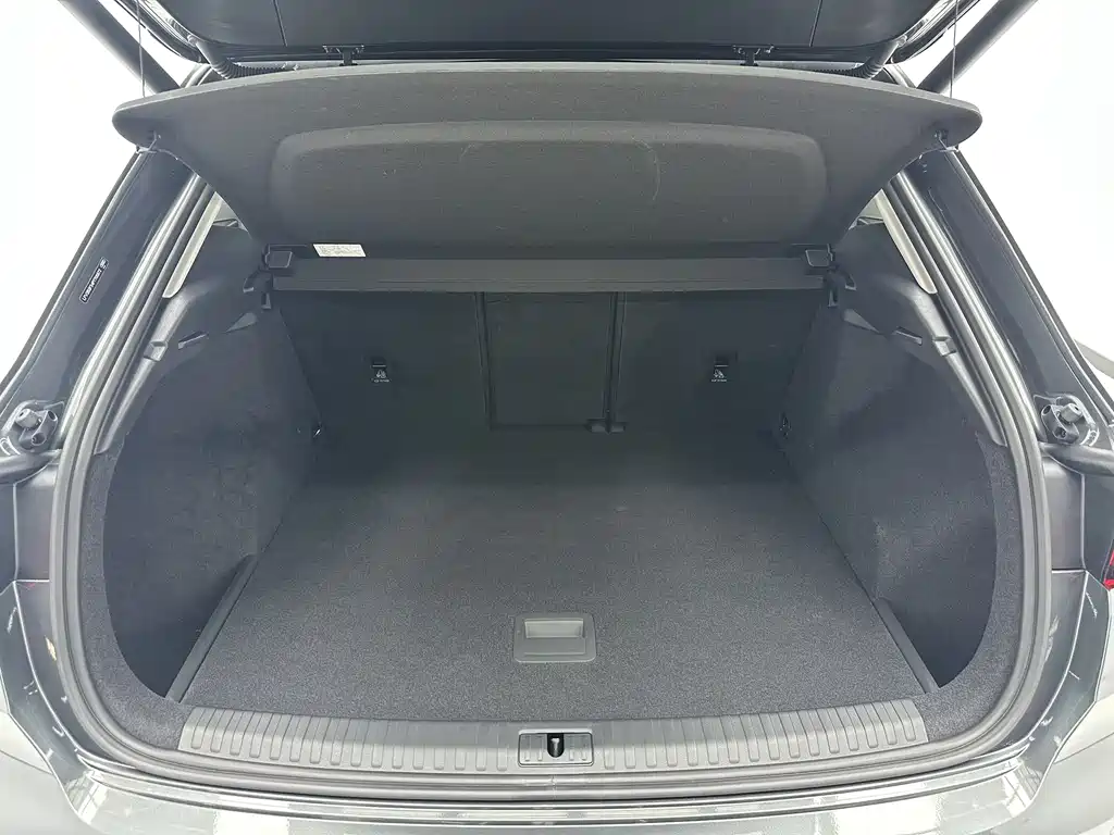 Audi Q3 2023 — фото 18