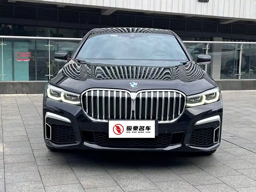BMW 7 Series 2020 — фото 2