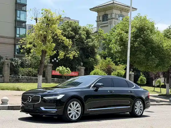Volvo S90 2020