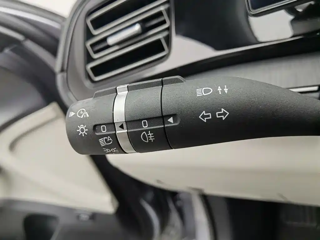 BYD Qin PLUS 2023 — фото 21