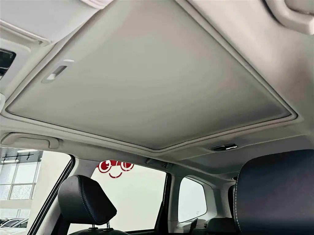 Subaru Forester 2017 — фото 15