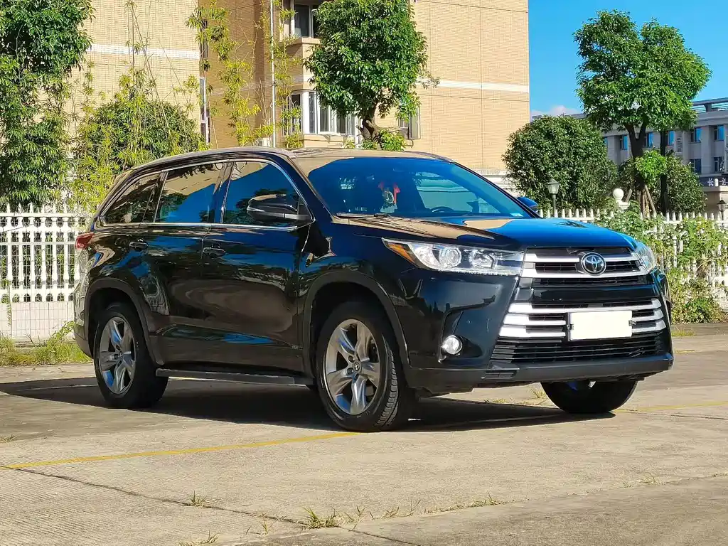 Toyota Highlander 2019 — фото 3