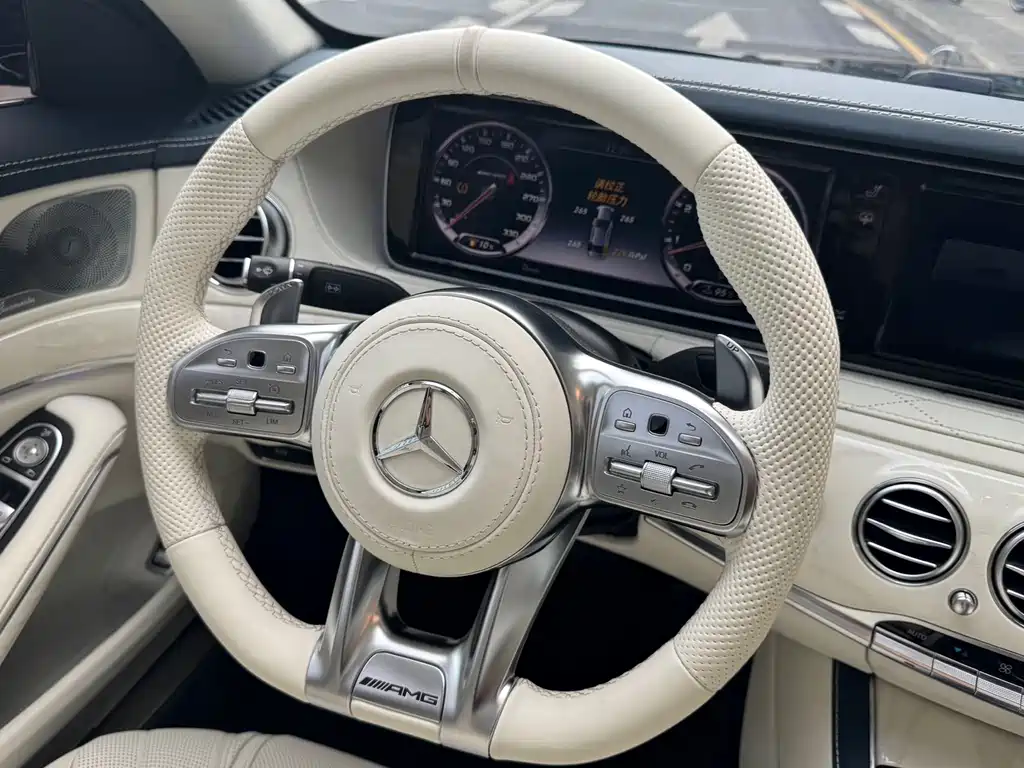 Mercedes-Benz S-Class AMG 2015 — фото 18