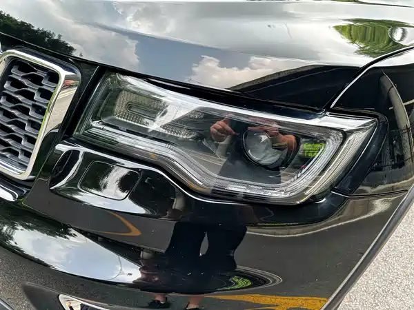 Jeep Grand Cherokee 2021
