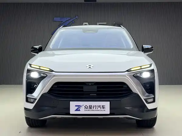 NIO ES8 2018