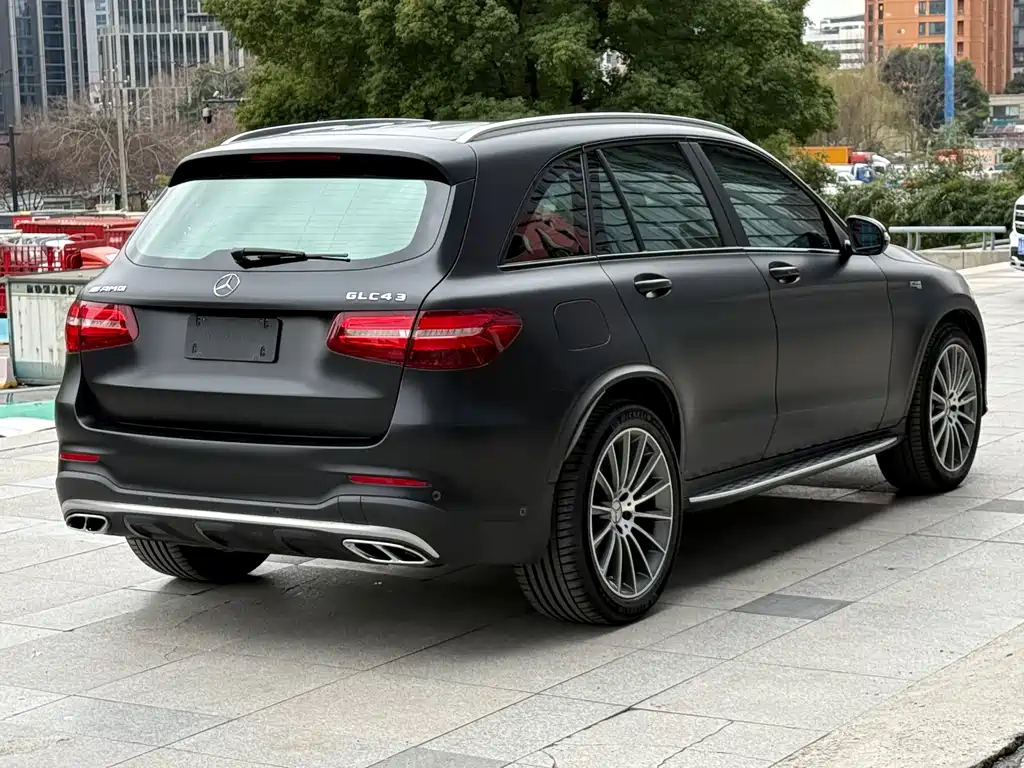 Mercedes-Benz GLC AMG 2019 — фото 20