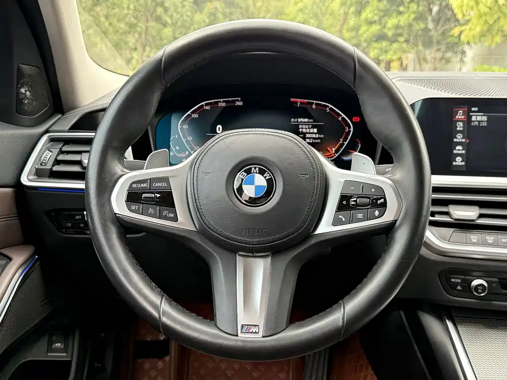 BMW 3 Series 2022 — фото 11