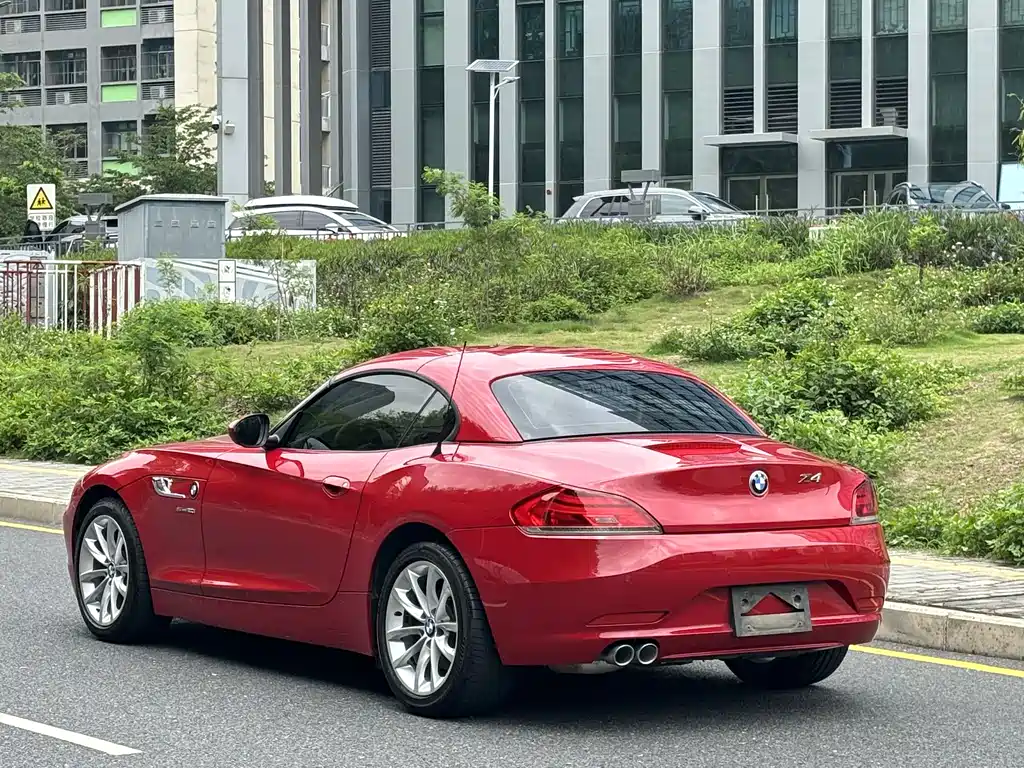 BMW Z4 2014 — фото 29