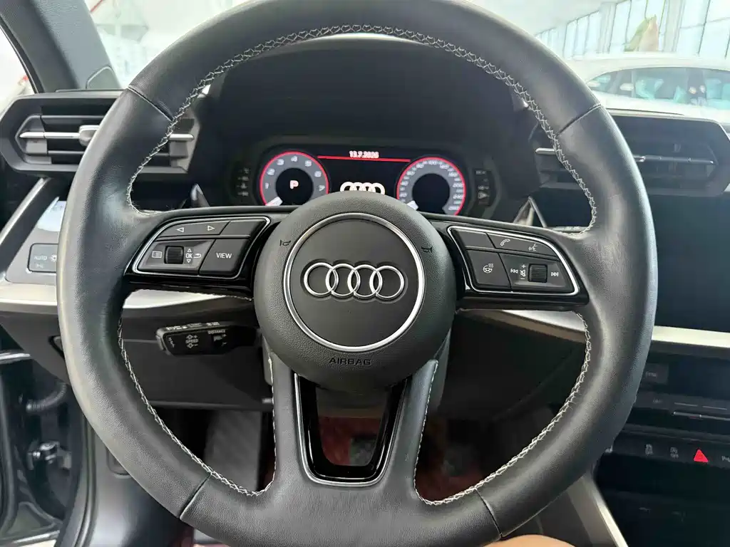 Audi A3 2022 — фото 11