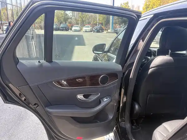 Mercedes-Benz GLC 2018