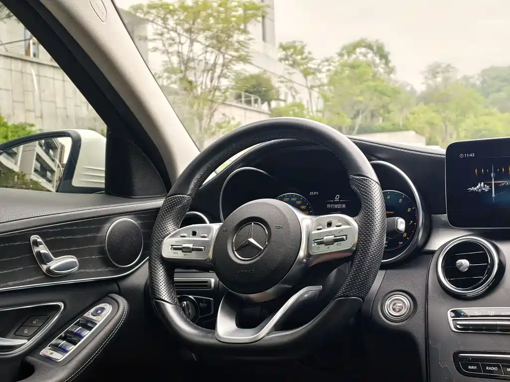Mercedes-Benz C-Class 2021 — фото 9