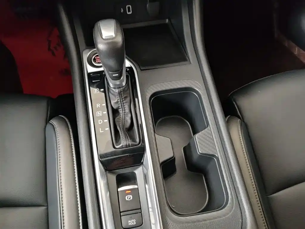 Nissan Sylphy 2023 — фото 14