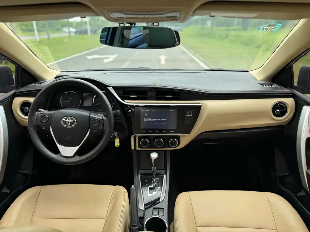 Toyota Corolla 2019 — фото 14