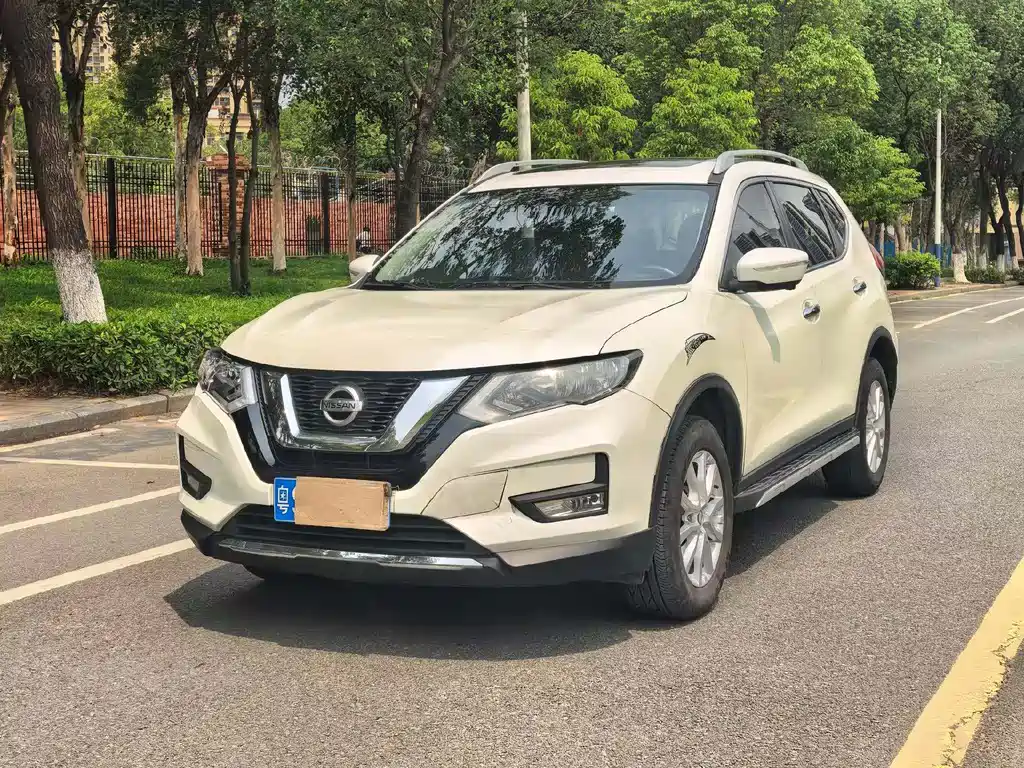 Nissan X-Trail 2020 — фото 2