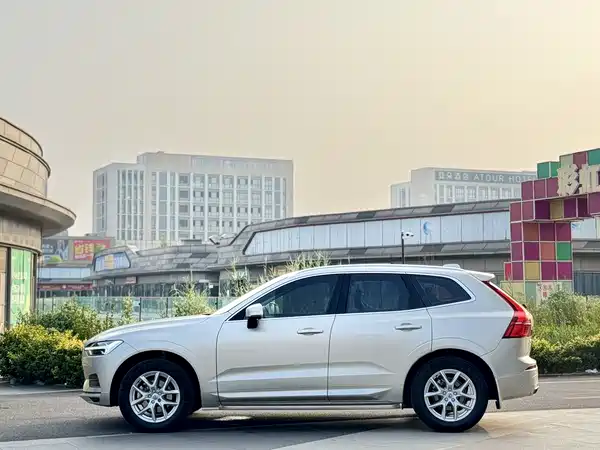 Volvo XC60 2019