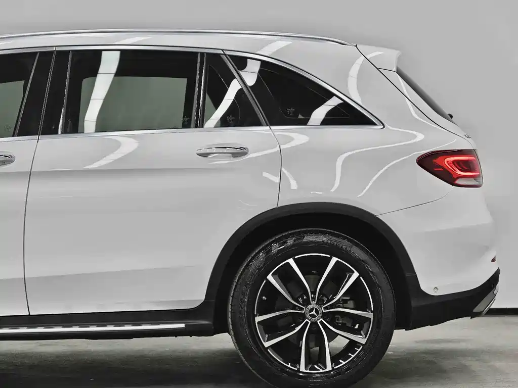 Mercedes-Benz GLC 2020 — фото 15