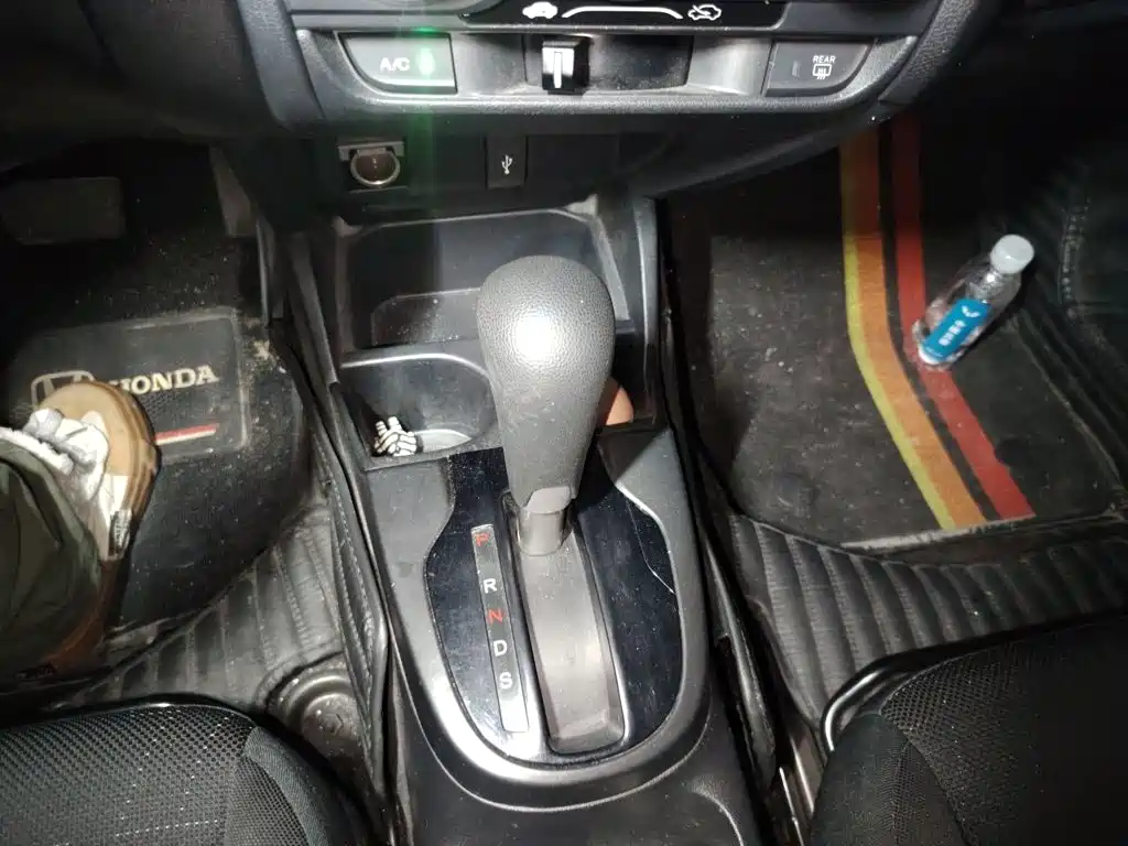 Honda Fit 2018 — фото 15