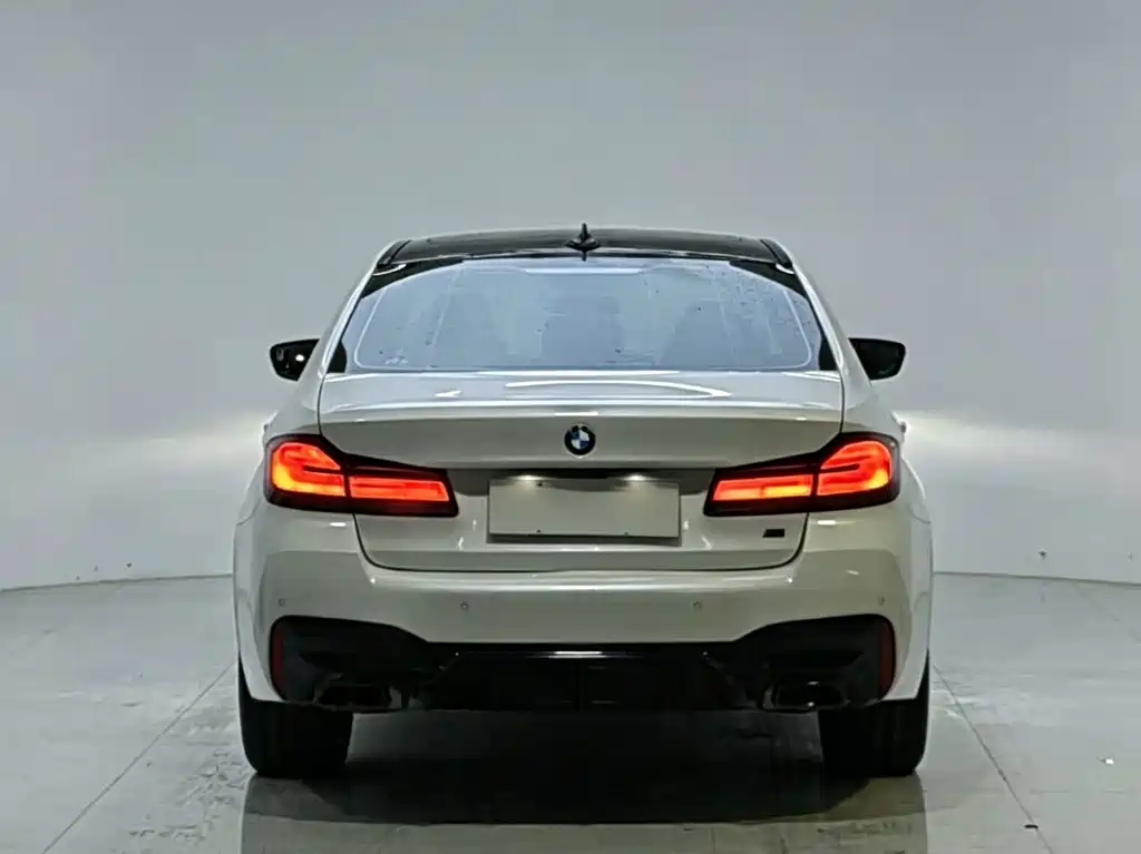 BMW 5 Series 2021