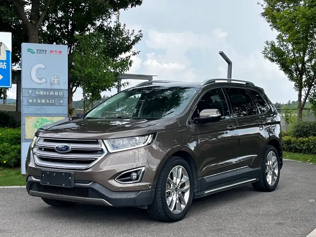 Ford Edge 2017 — фото 1