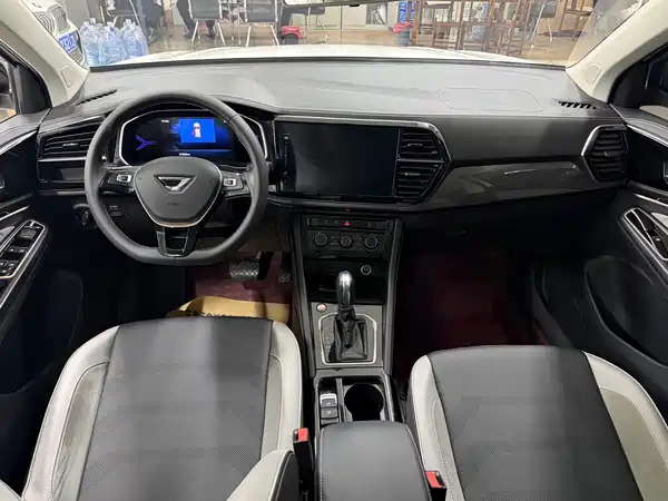 Jetta VS7 2023