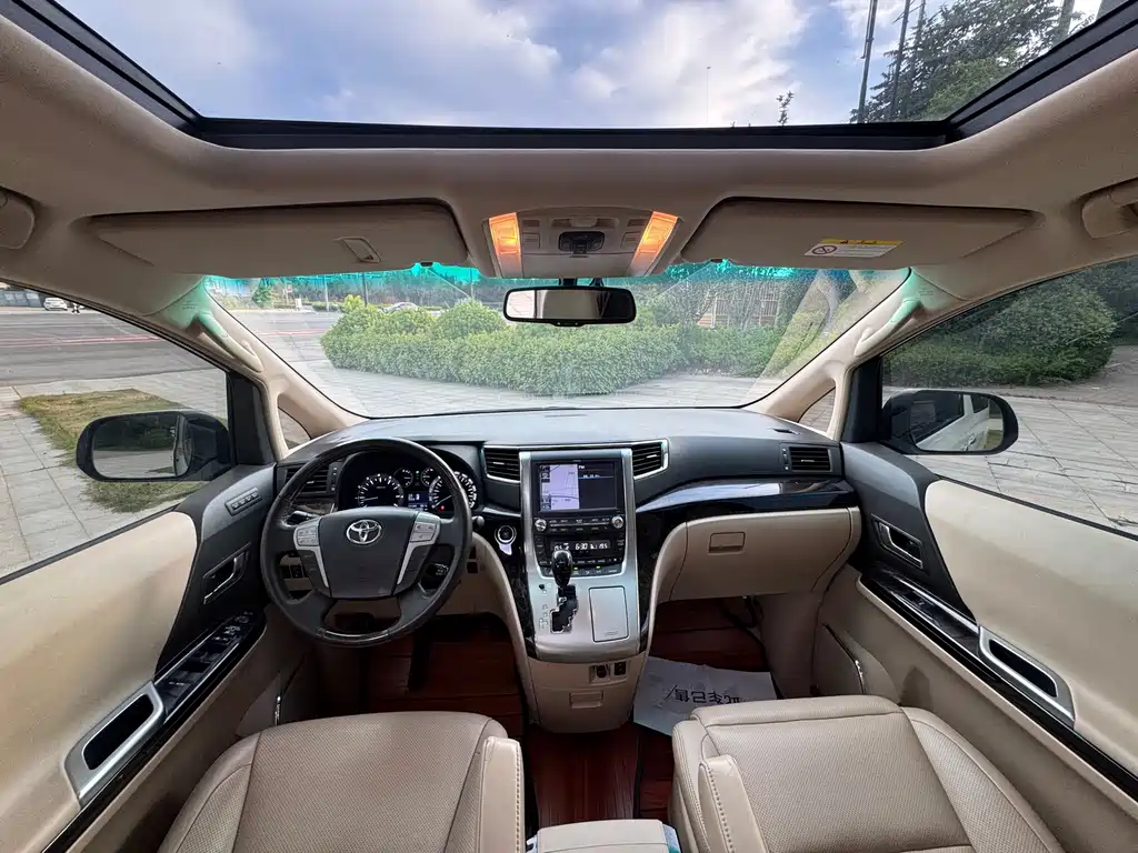 Toyota Alphard 2014 — фото 10