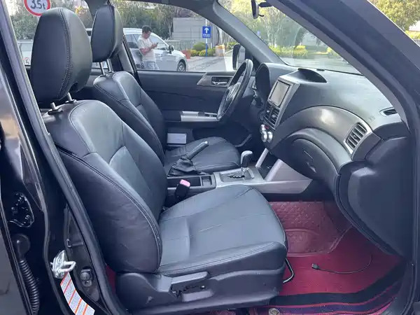 Subaru Forester 2010