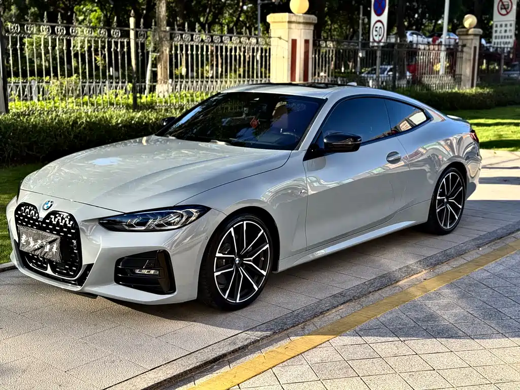 BMW 4 Series 2023 — фото 1