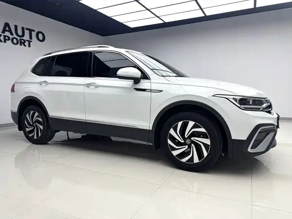 Volkswagen Tiguan L 2022
