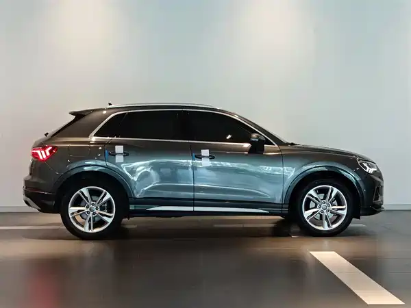 Audi Q3 2021