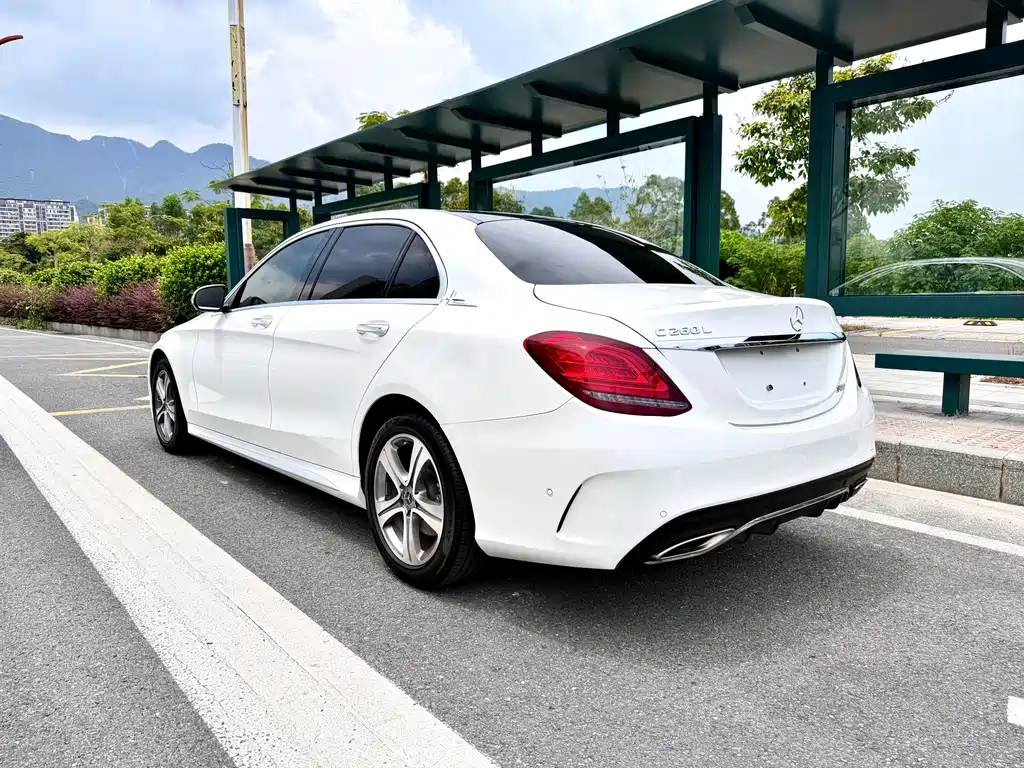 Mercedes-Benz C-Class 2020 — фото 14