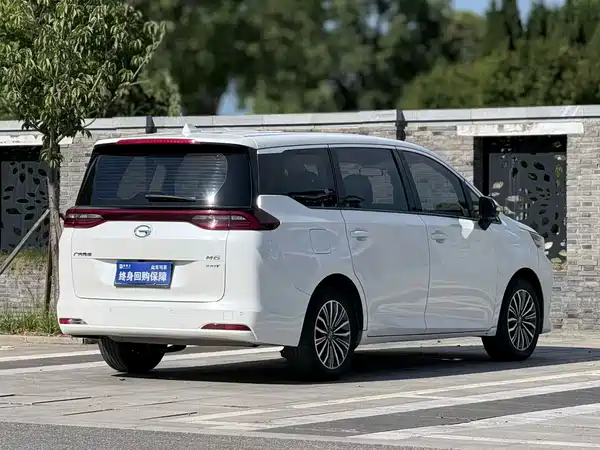 GAC Trumpchi M6 2021
