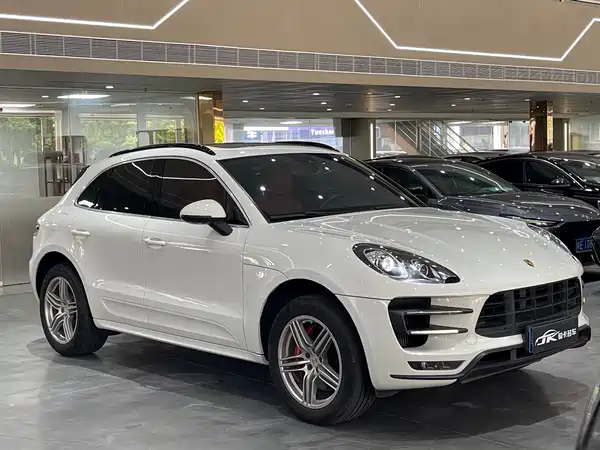 Porsche Macan 2016