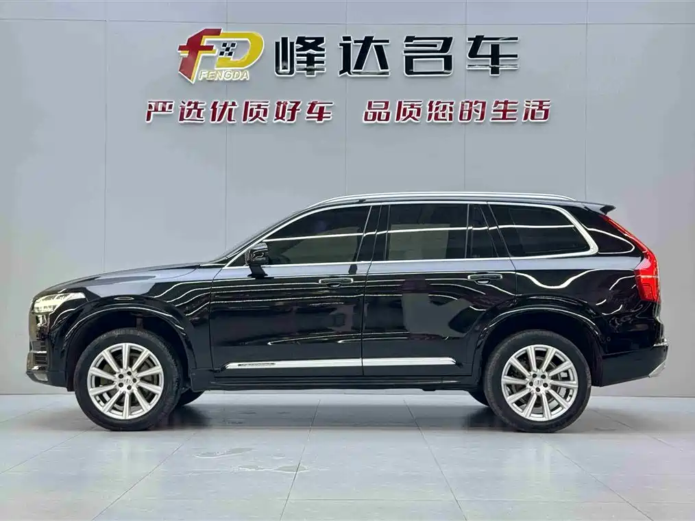 Volvo XC90 2019 — фото 15