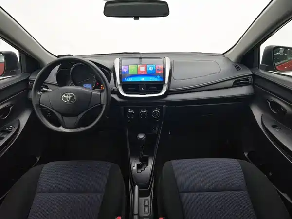 Toyota Yaris L 2017
