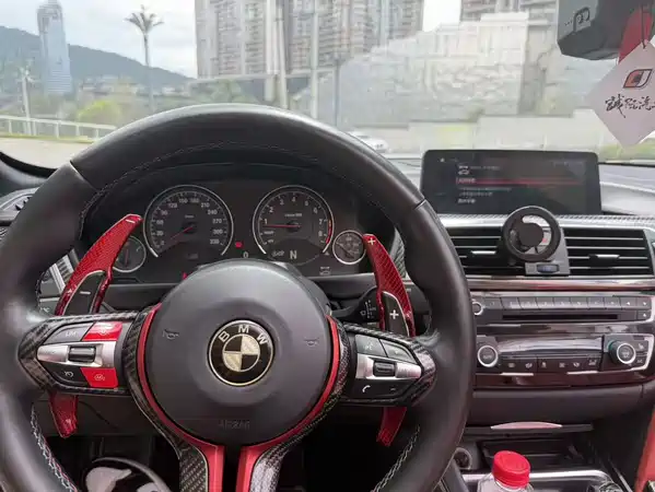 BMW M4 2019