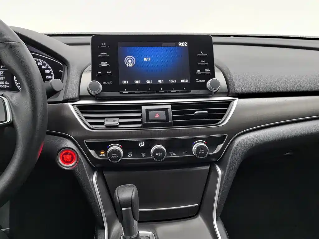 Honda Accord 2018 — фото 12