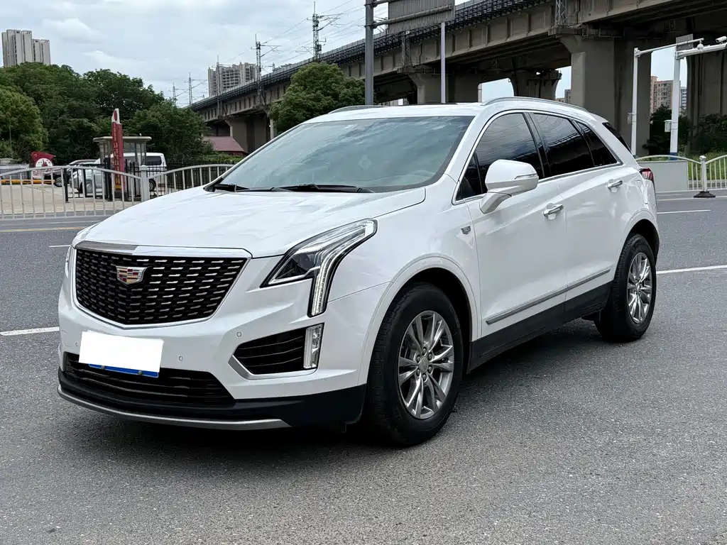 Cadillac XT5 2021 — фото 3