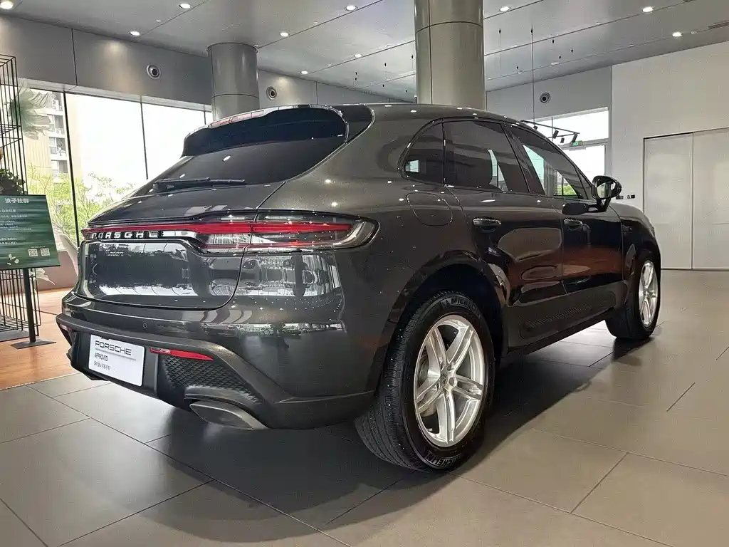 Porsche Macan 2024 — фото 4