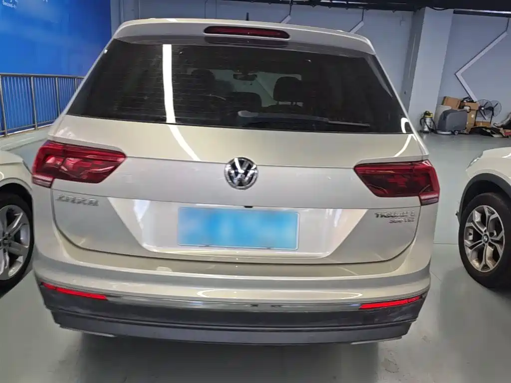 Volkswagen Tiguan L 2019 — фото 6
