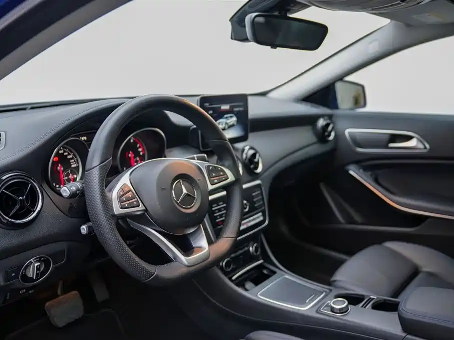 Mercedes-Benz GLA 2019 — фото 7