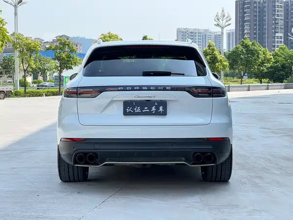 Porsche Cayenne 2019