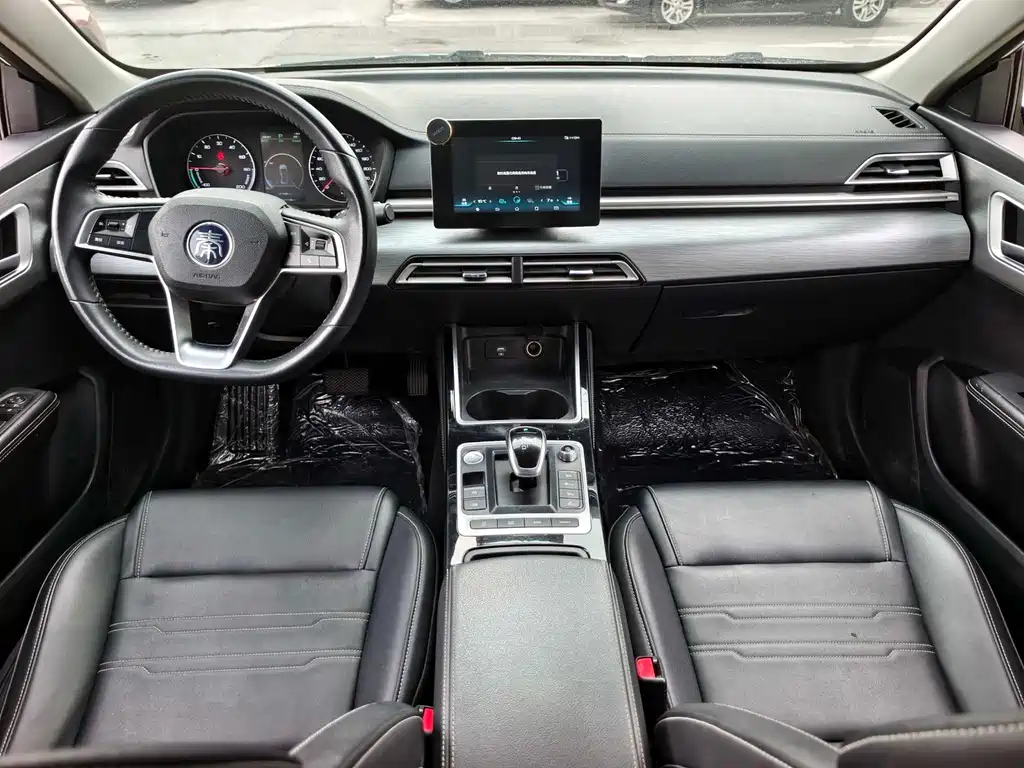 BYD Qin NEV 2020 — фото 11