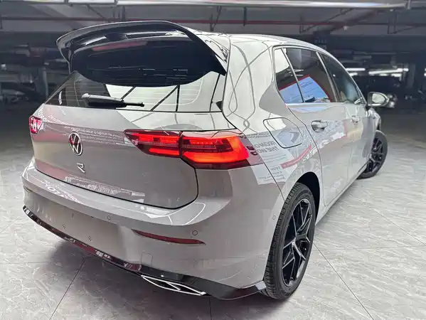 Volkswagen Golf 2022