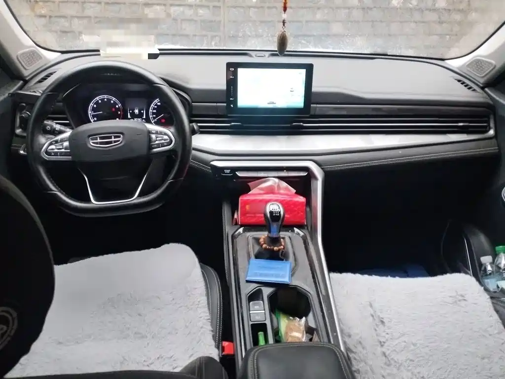 Geely Vision X6 2024